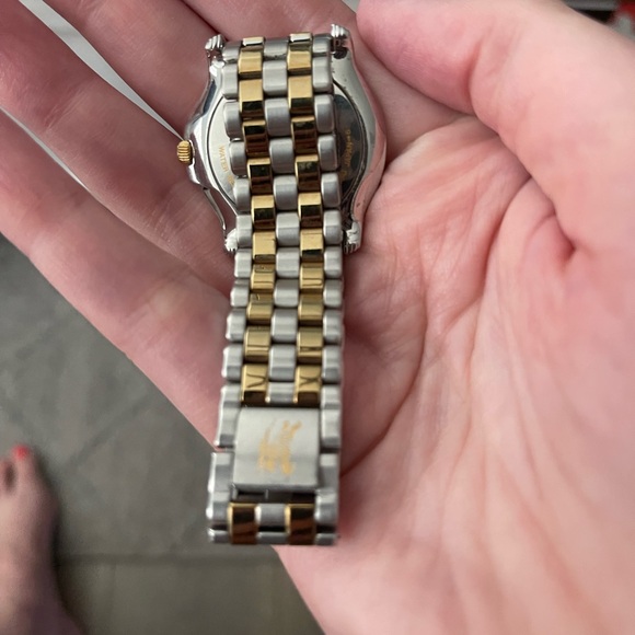 Vintage Burberrys London watch authentic - Picture 4 of 7